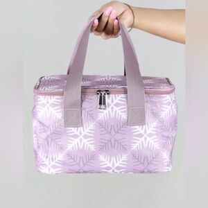 🚨 SOLD 🚨 JW Lauae Quilt Lavender Lunch Box